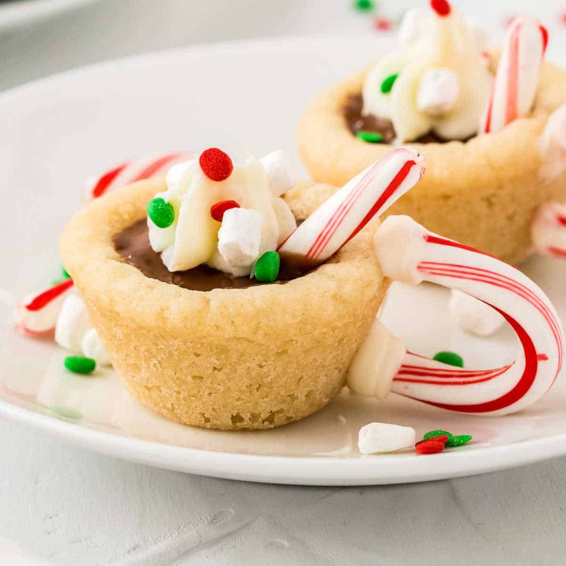 Hot Chocolate Cookie Cups